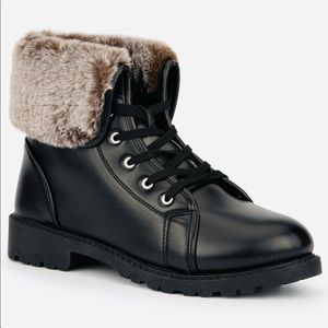 Olivia Miller Women's Fold Over Lace Up Casual Bootie Combat Boots Size 7